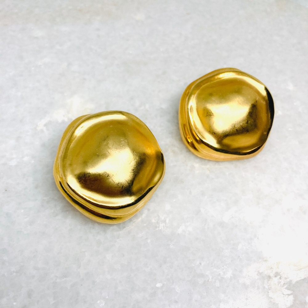 Vintage Massive Gold Plated Brutalist Statement Clip On Earrings Runway 1.25”